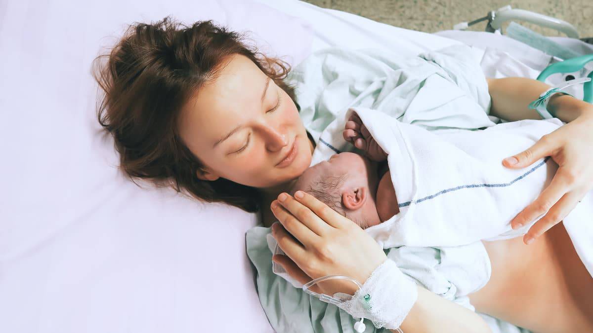 The Best Postpartum Care Kit for New Moms